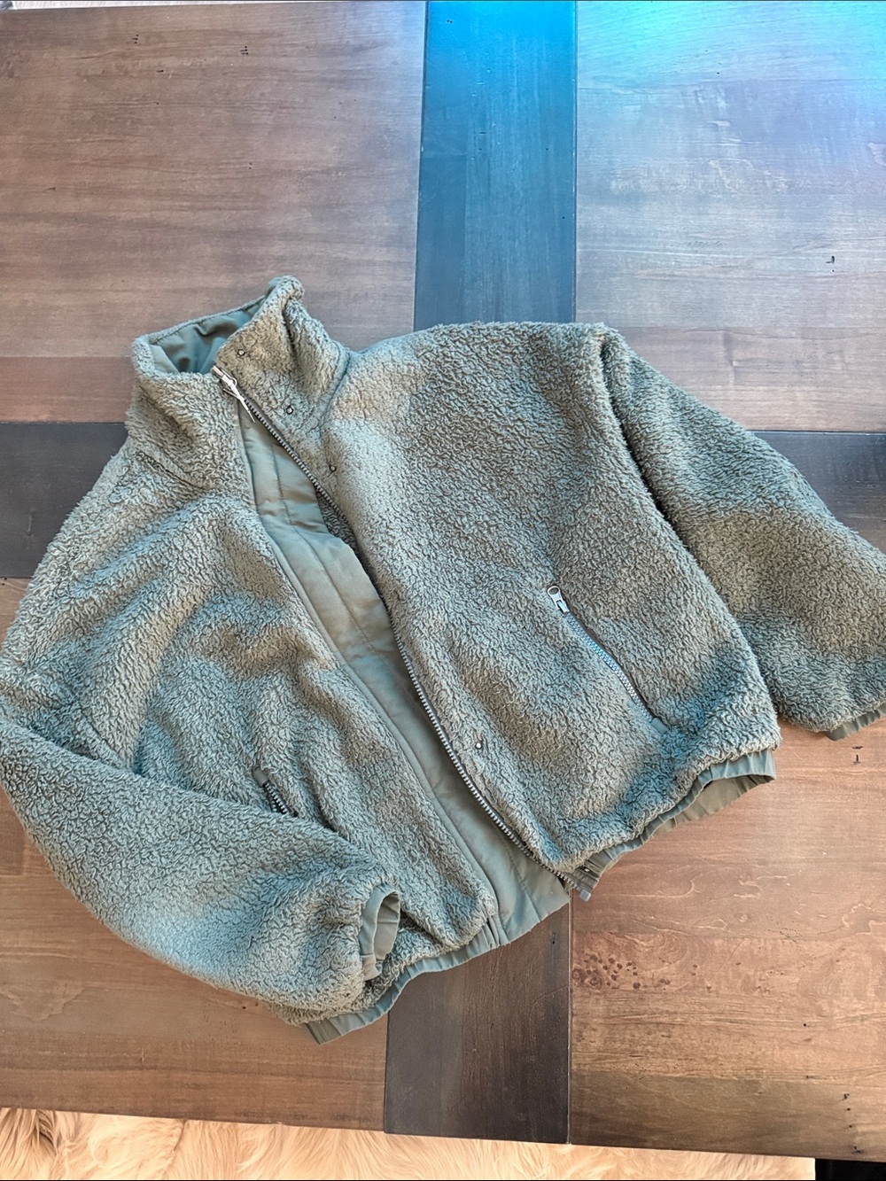 Vuori Olive Green Teddy Sherpa Jacket - Picture 1 of 6